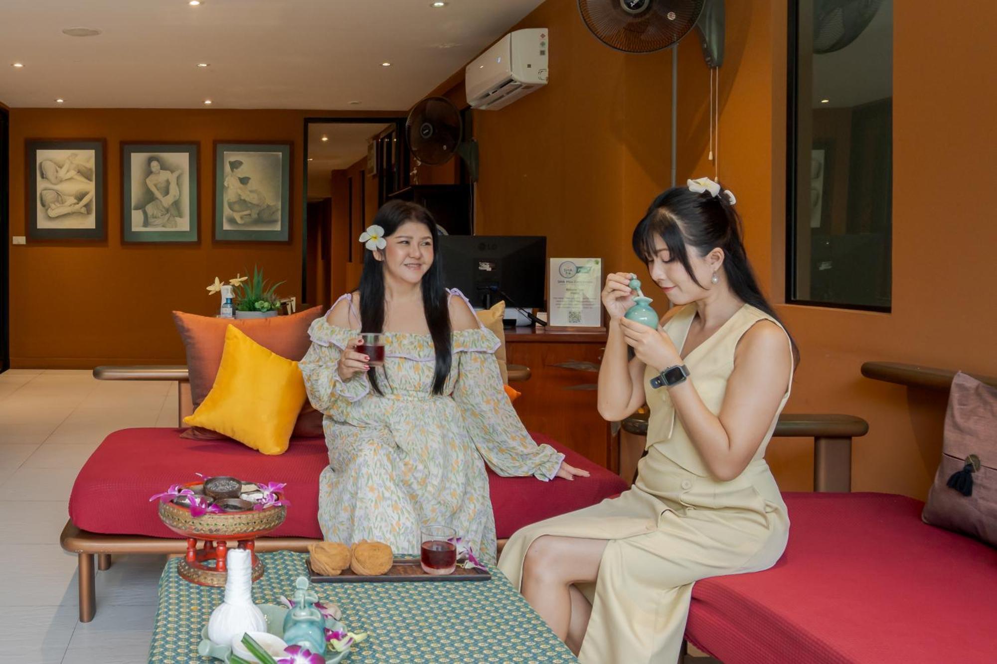โรงแรมไอยรา กมลา แอนด์ สปา - Sha Extra 5*